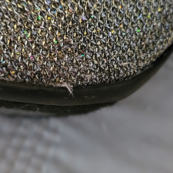 Dana Buchman Heels - Picture 4 of 6